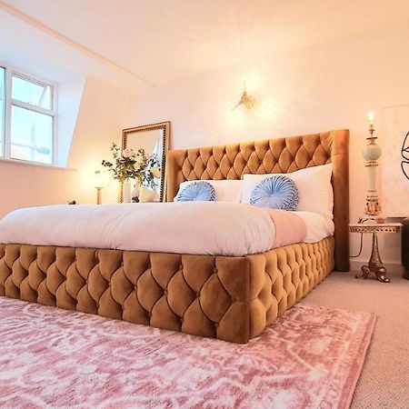 Elegant 5 Bed 4 Bath 'Vogue House' Parisian Style Home Margate Zewnętrze zdjęcie